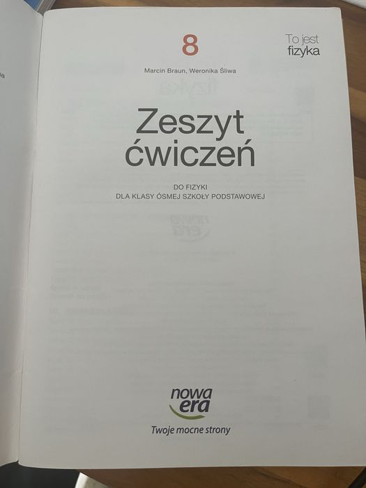 To jest Fizyka 8 zeszyt ćwiczeń Braun Śliwa
