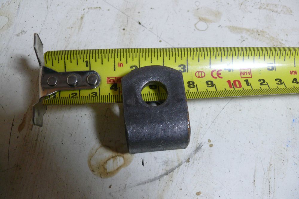 Peça em ferro para suporte de molas