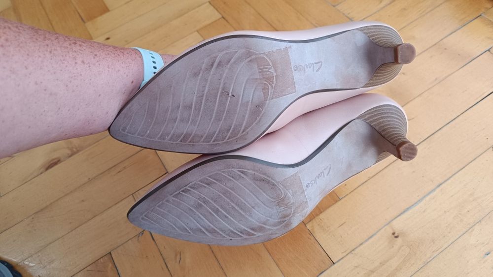 Pantofle czółenka Clarks 38,5