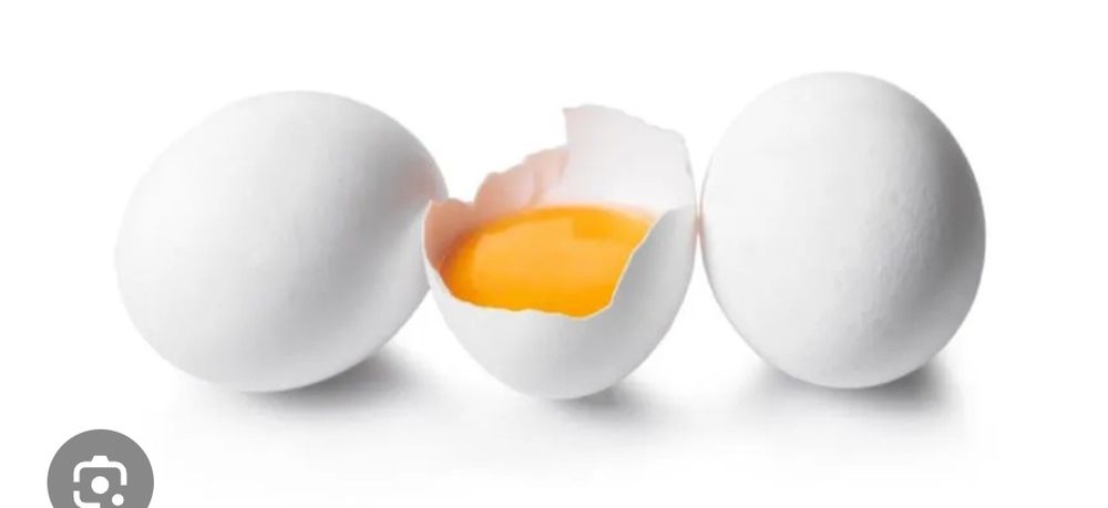 Домашні курячі яйця