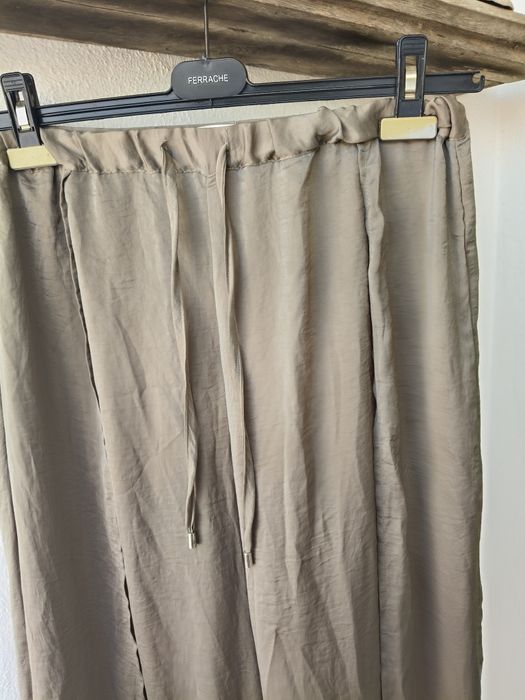 Calças fluídas da Lefties