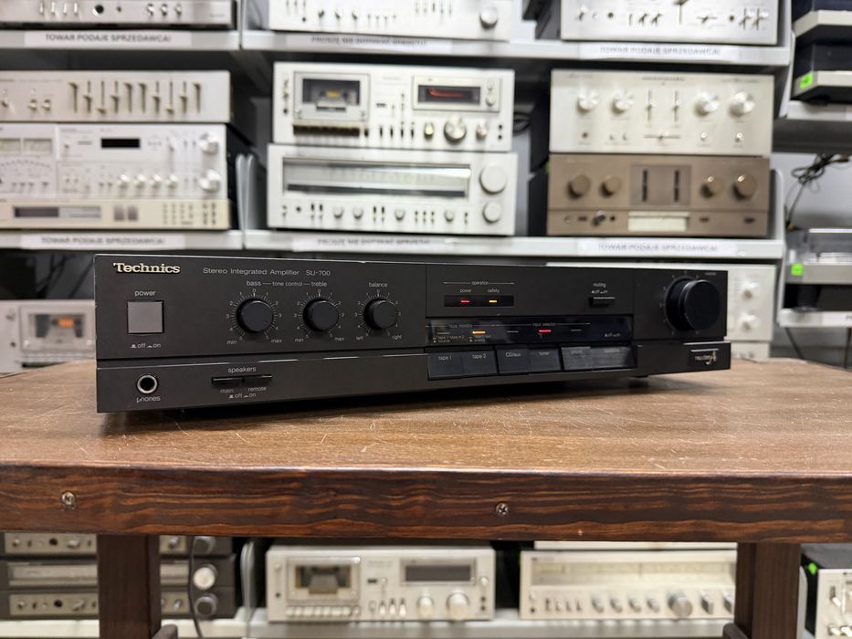 Wzmacniacz Technics SU-700 Audio Room