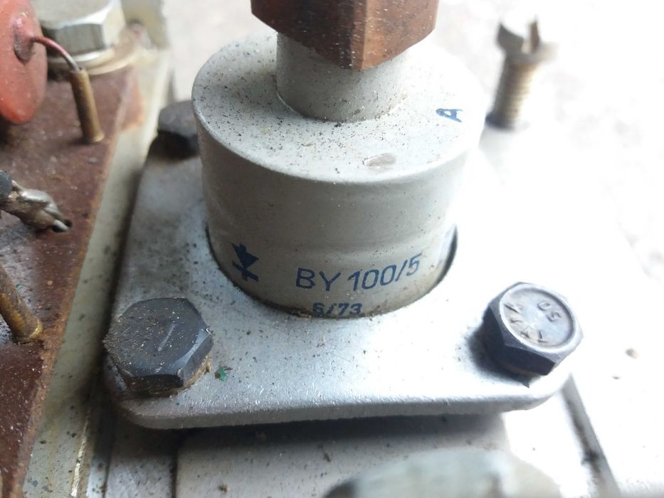 Dioda prostownicza Unitra Lamina BY 100/5