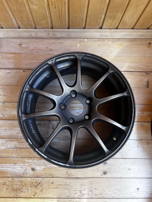Продам 4 диска за 6 тысяч. Один 1500