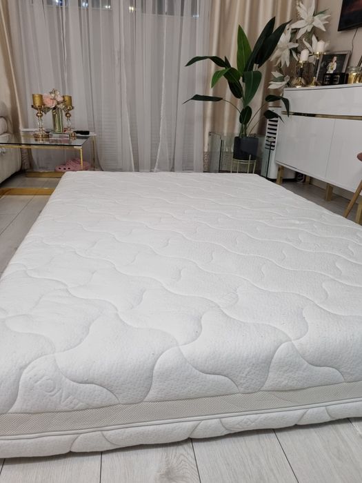 Sprzedam materac 140 x 200