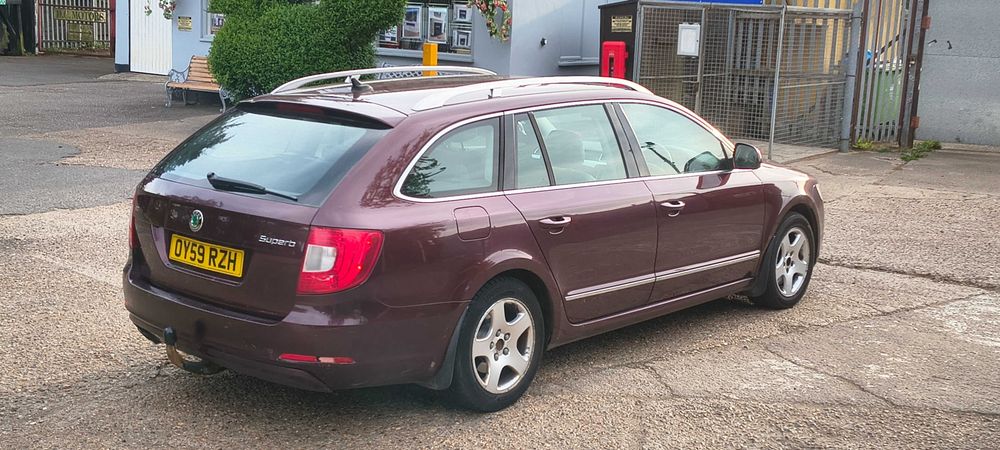 Skoda Superb 2.0 TDI CR 170 DSG Anglik