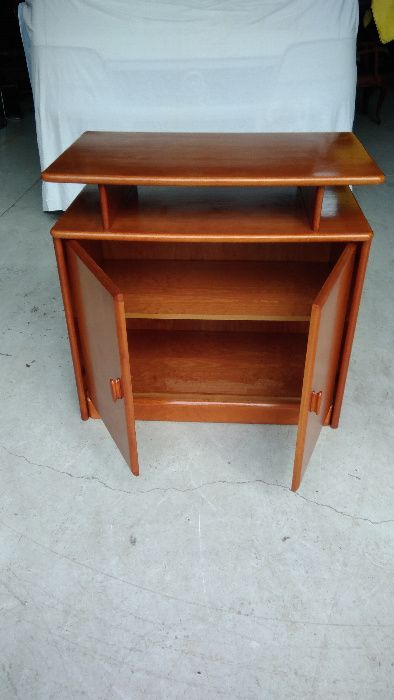 Móvel Televisão Cerejeira