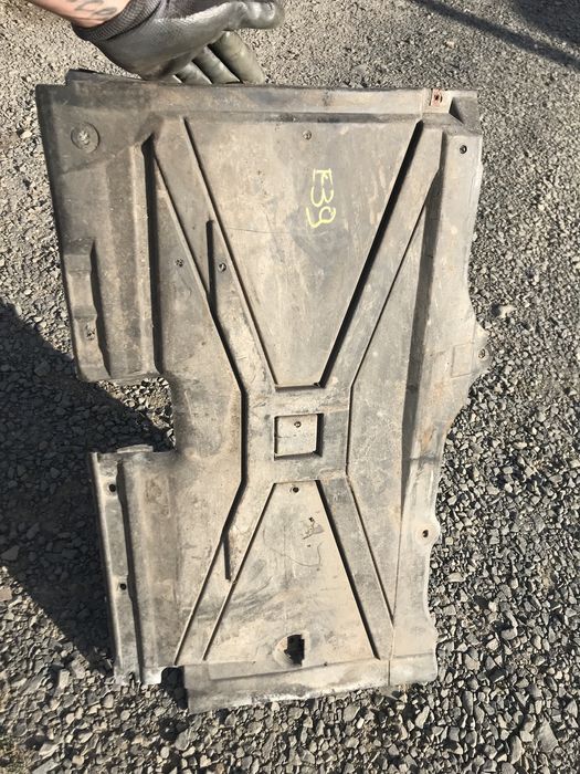 Захист дна BMW E39 защита днища дніща БМВ під вебасто або без