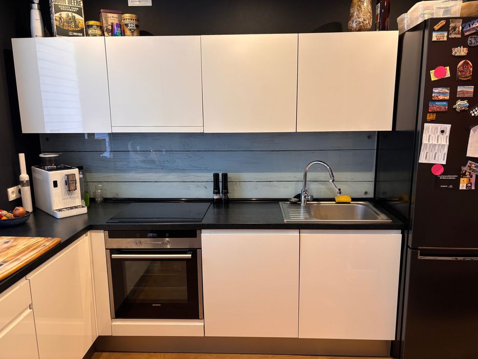 Gotów kuchnia Biała