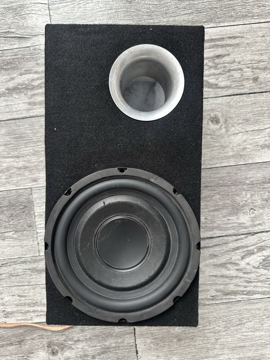 Subwoofer tuba samochodowa