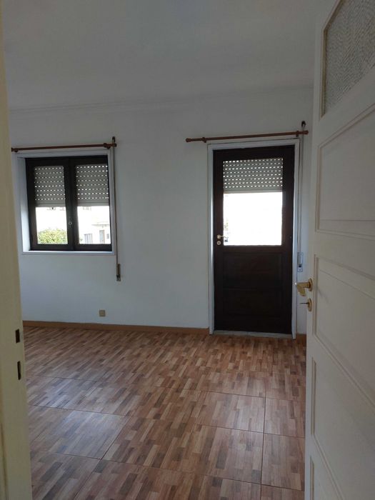 Moradia Bifamiliar com garagem em Rio Tinto Soutelo