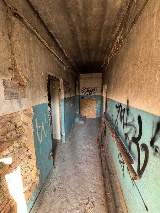 Продам під бізнес 630 м2 на 10 сотках вул Воїнів-Афганців 5, Бровари