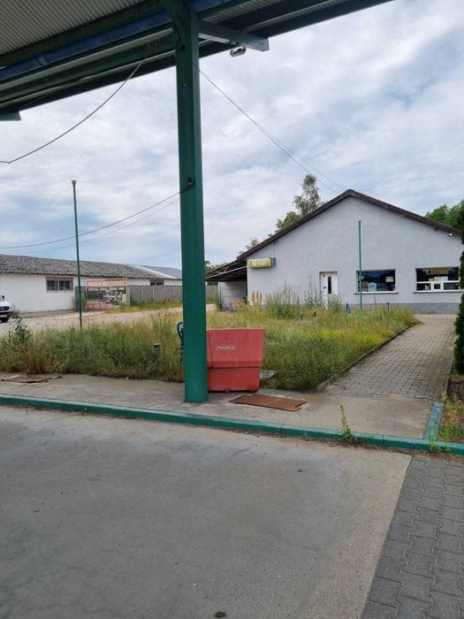 Stacja paliw sklep biuro plac Ostromice