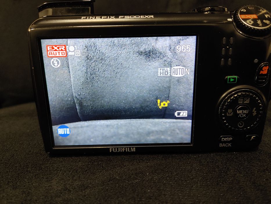 Máquina Fotográfica Cartão e Tripé