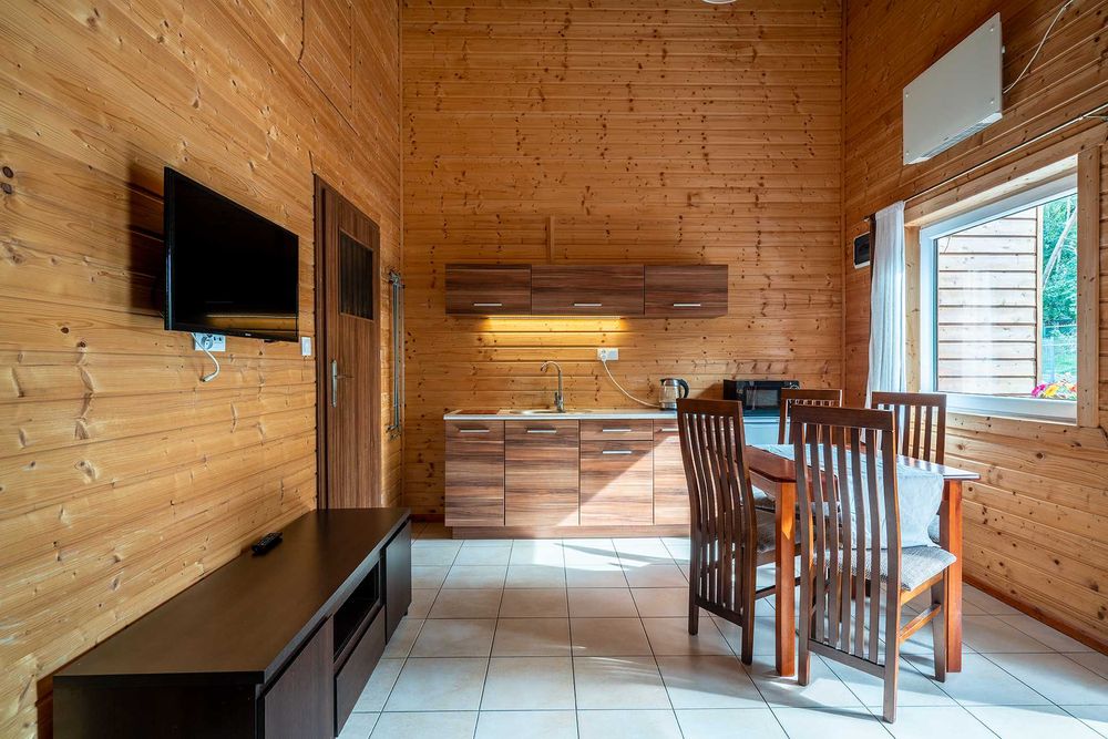 Domki całoroczne 100 m od plaży!!domek, sauna, plac zabaw, jacuzzi