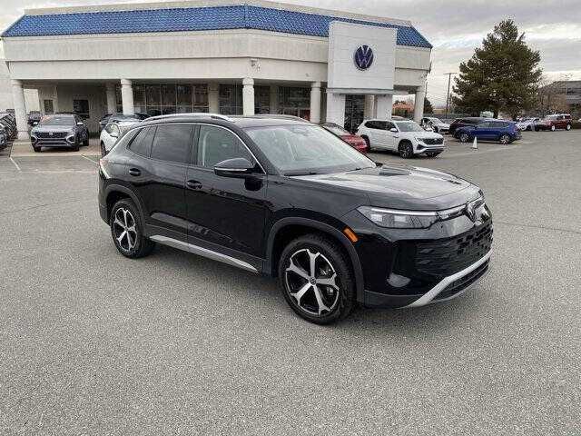 2025 Volkswagen Tiguan SE 4Motion