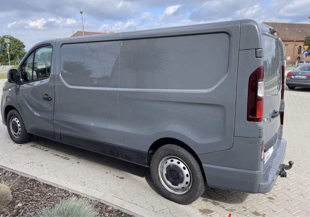 MGR Rent a Car bus wynajem busa dostawczy 6 i 9 osobowy