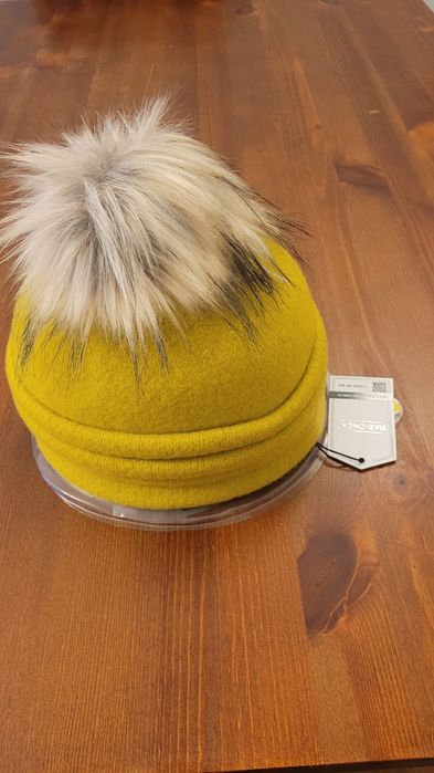 Czapka Rabionek nowa musztardowa  wełniana