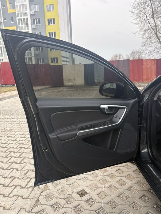 Volvo S60 2014 VIN YV1FS848BE2304306 фото оголошення 11 з 19