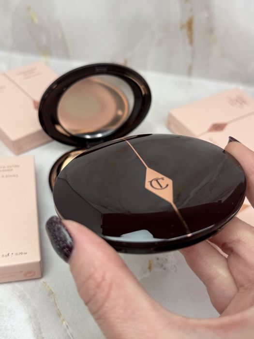 Румʼяна Charlotte Tilbury Pillow Talk