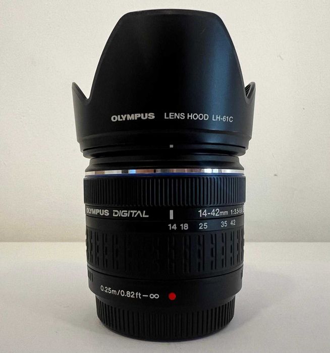 Objetiva Olympus 14-42mm 3.5-5.6 ED