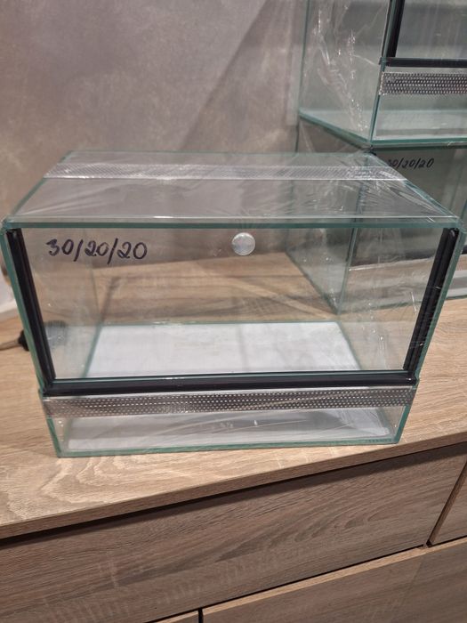 Terrarium 30x20x20 lub 15x15x25h nowe pająk modliszka