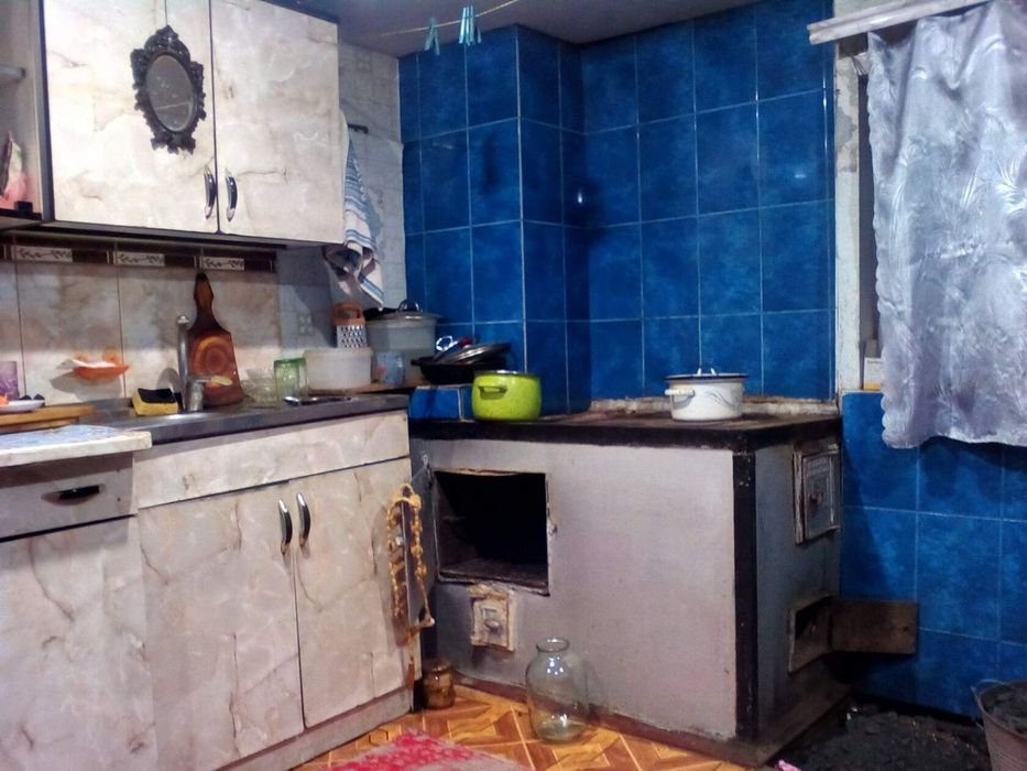 Дом с гаражом центр Доброполье. Только продажа!!!