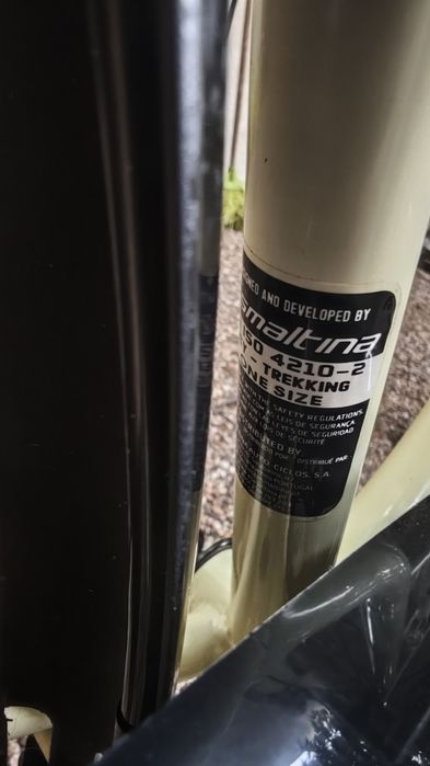 Bicicleta para passeio completamente nova