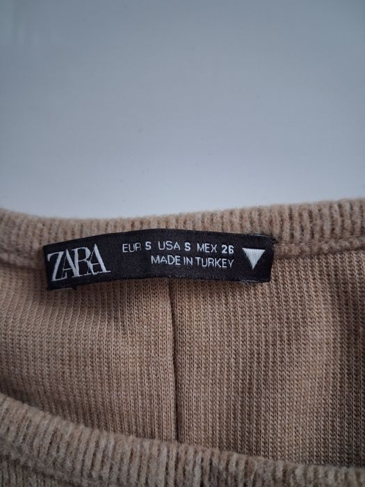 Beżowa sukienka Zara r.S