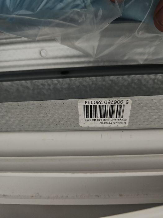 Profil ud 30 cd60 kapeluszowy