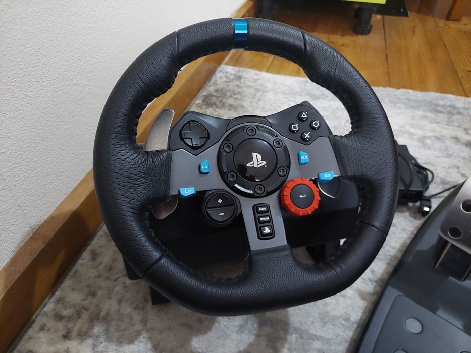 Logitech g29 como novo volante e pedais