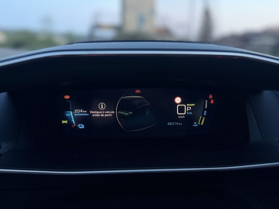 Peugeot e208 GT Full extras