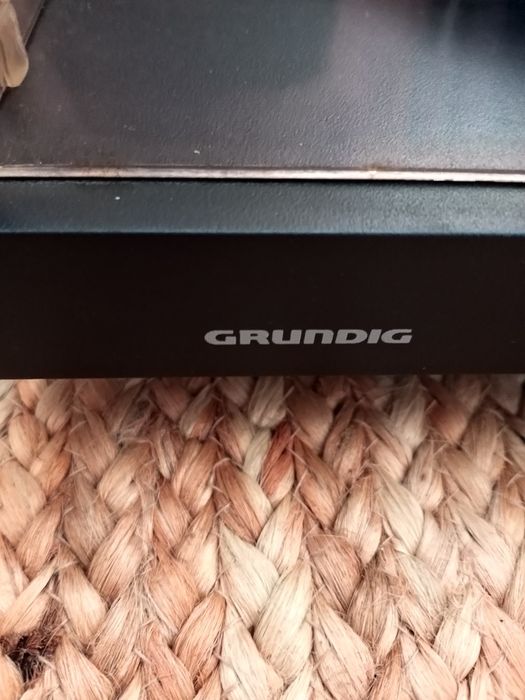 Gira discos Grundig PS 8000