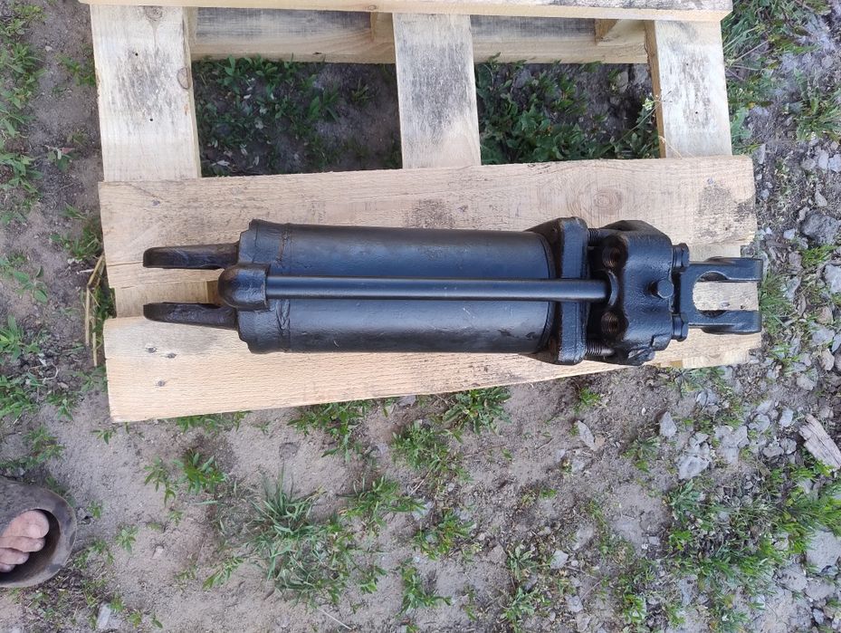 Гідроциліндер навіски МТЗ ЮМЗ