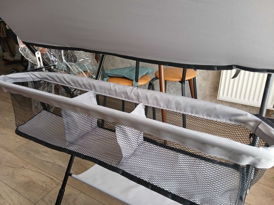 Регульований складний пеленальний столик з органайзером UrbanKit