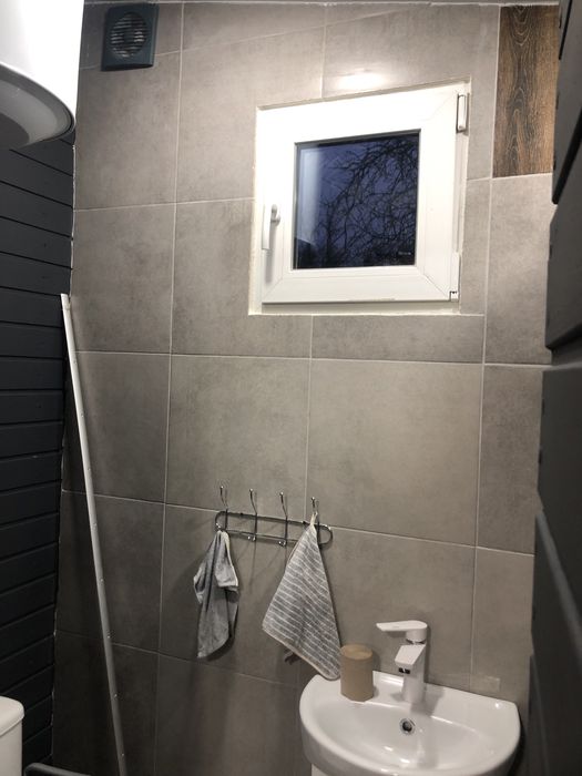 Модульний будинок з каміном.