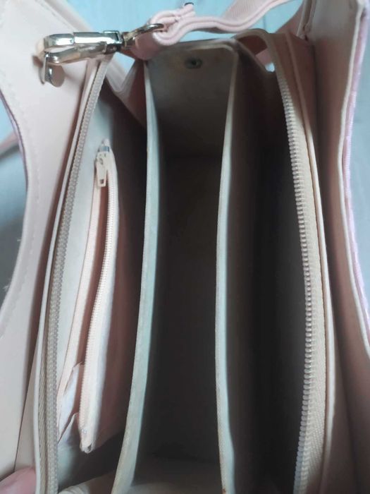 luksusowa torebka  guess kuferek glamour