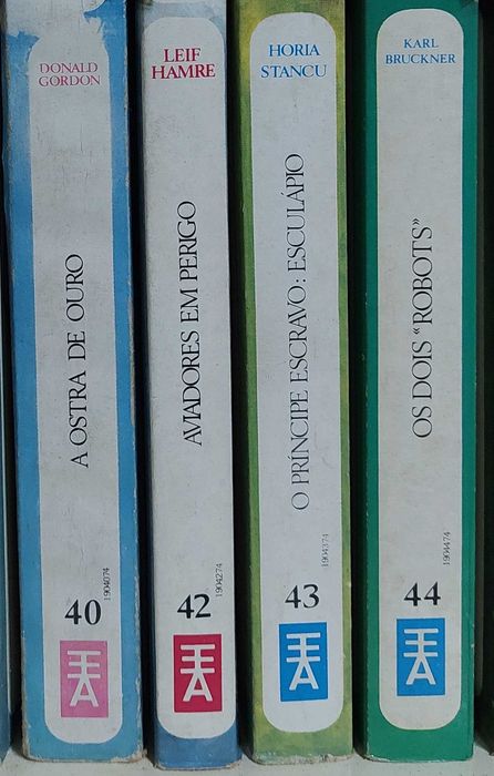 Livros da Europa-América Juvenil - Vários