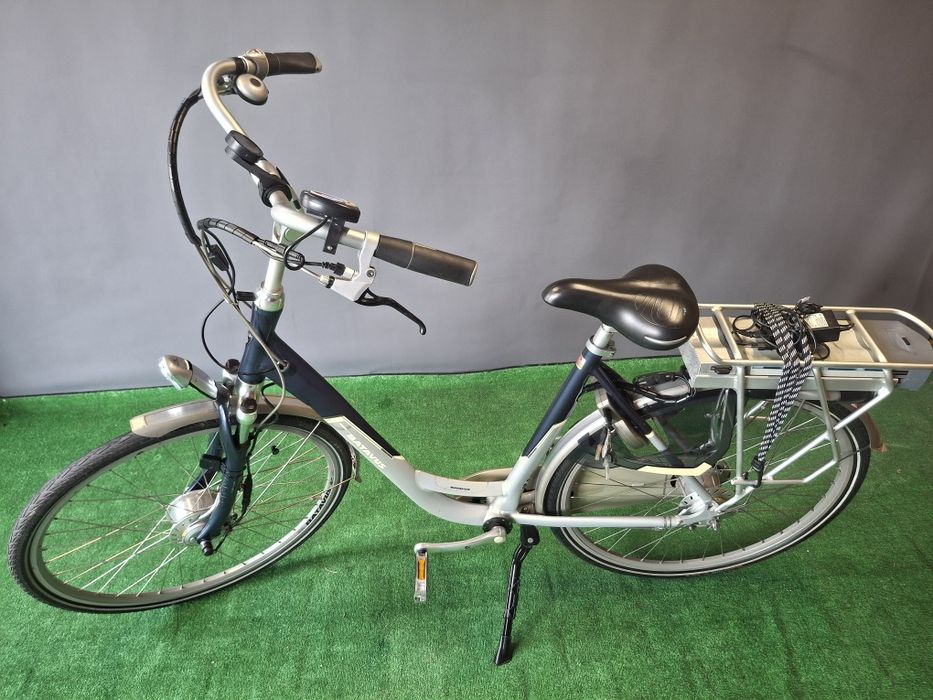 Rower elektryczny BATAVUS Intermezzo..rama 53cm..17.5Ah..456 Wh..