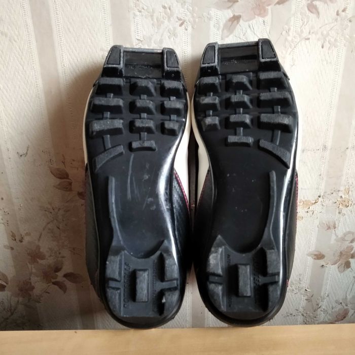 Dziecięce buty narciarskie biegowe MADSHUS BUTTERFLY roz.eu-32