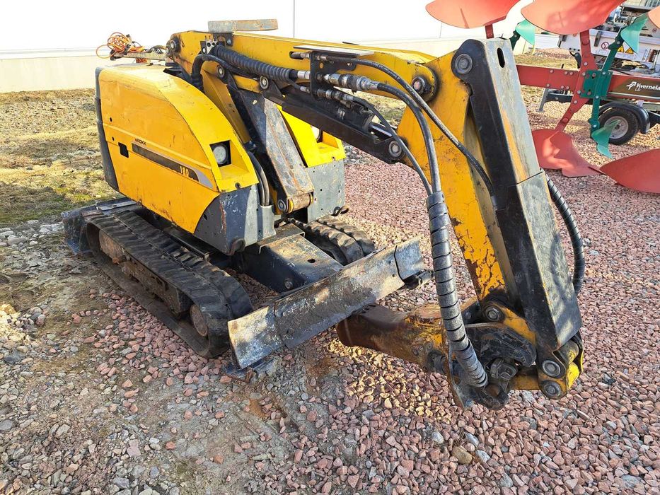 Robot wyburzeniowy Brokk 180