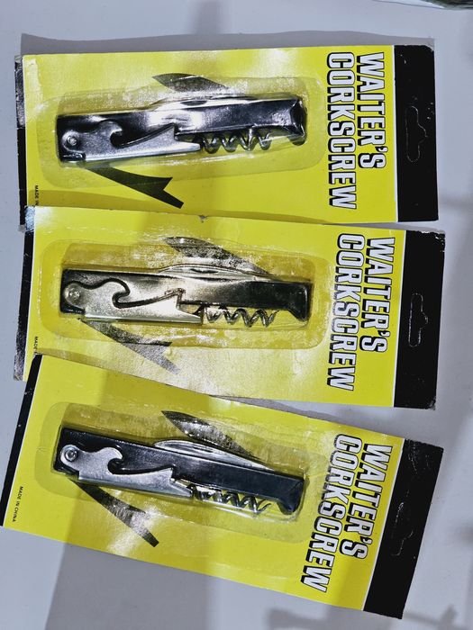 3 saca rolhas multifunções