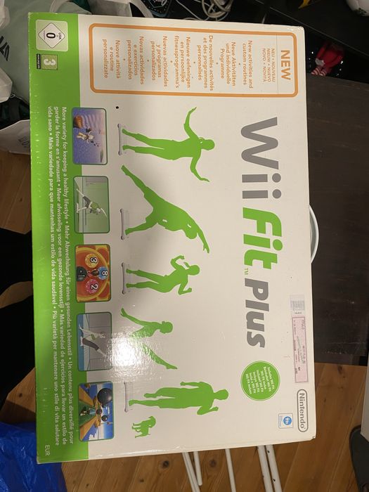 Consola Wii + wii fit plus