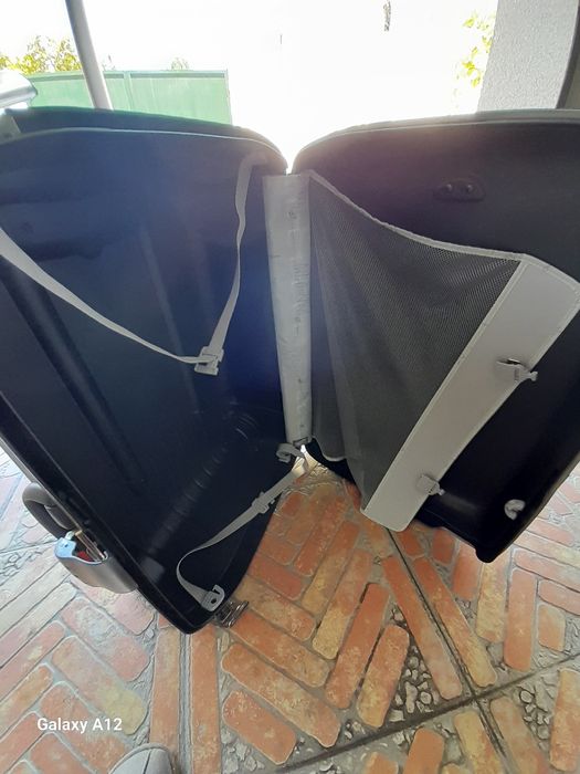 Mala de viagem rigida preta