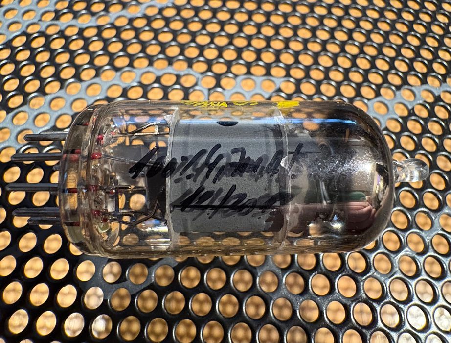 Lampa elektronowa Tesla EF806S