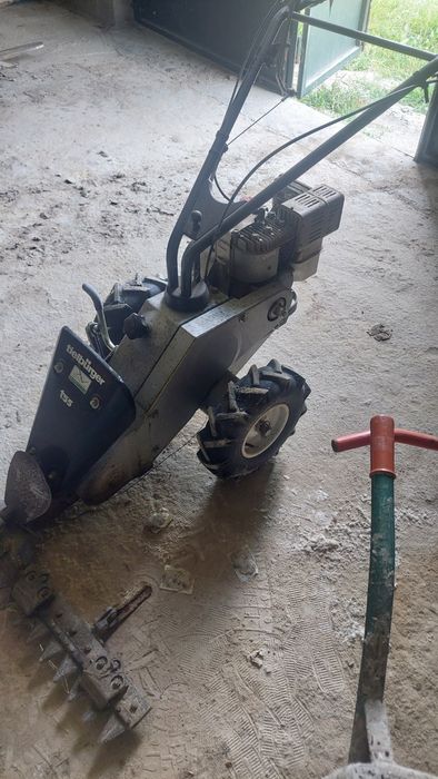 Ceifeira com 1.20m de lámina a trabalhar