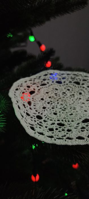 Вязаная салфетка