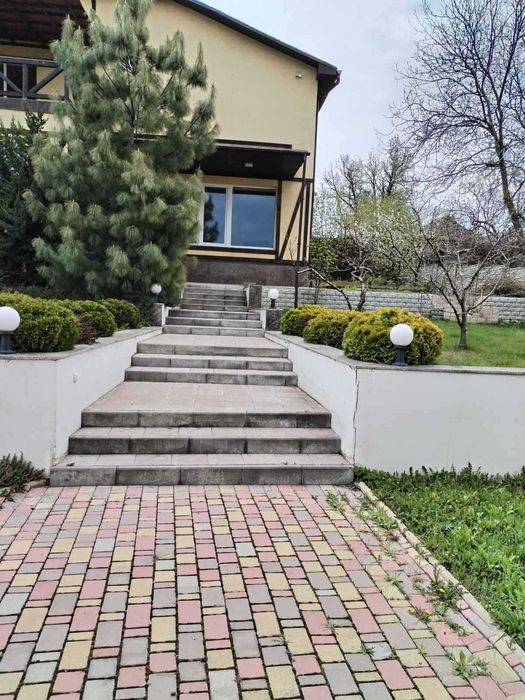 Продам дом возле Радмир экспохол (169218)
