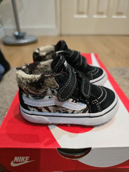 Sapatilhas Vans Skate High para criança (tamanho 21)