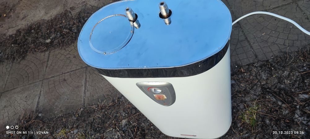 Продам бойлер 50л нержавіючий бак